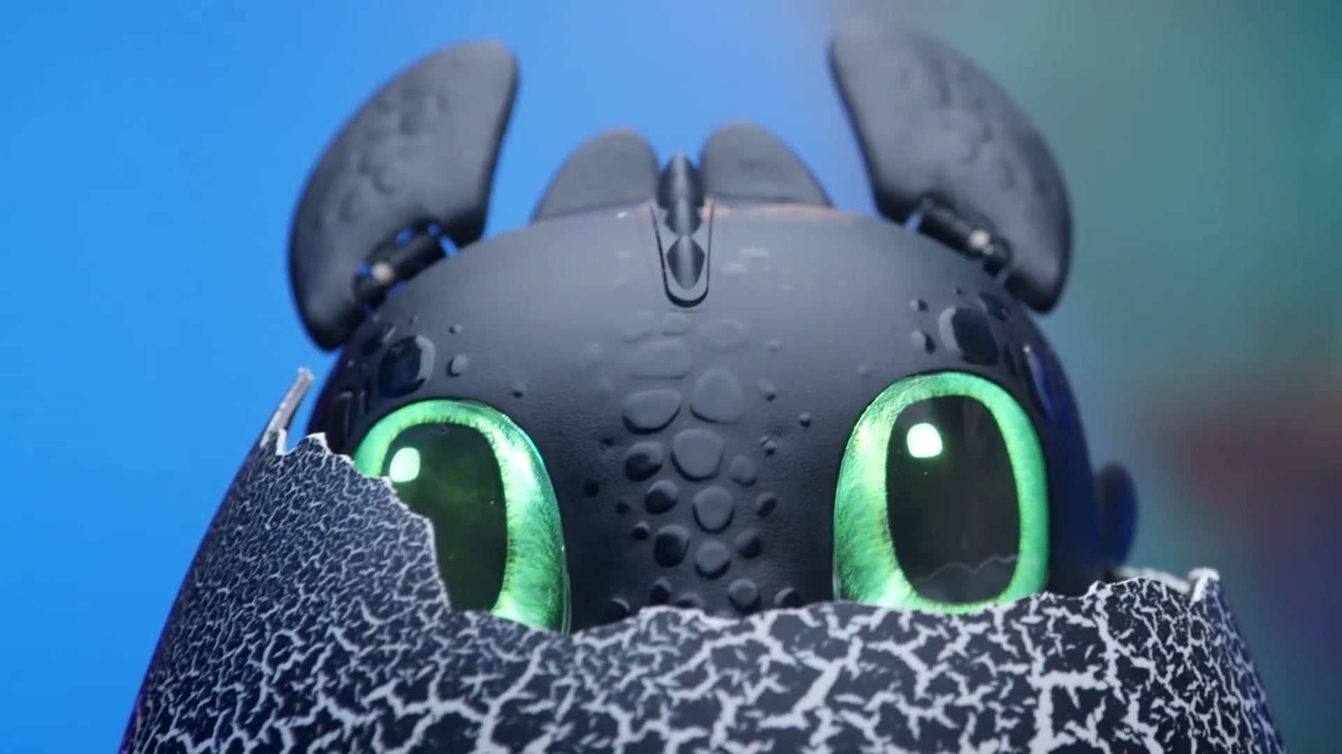 Hatching Toothless