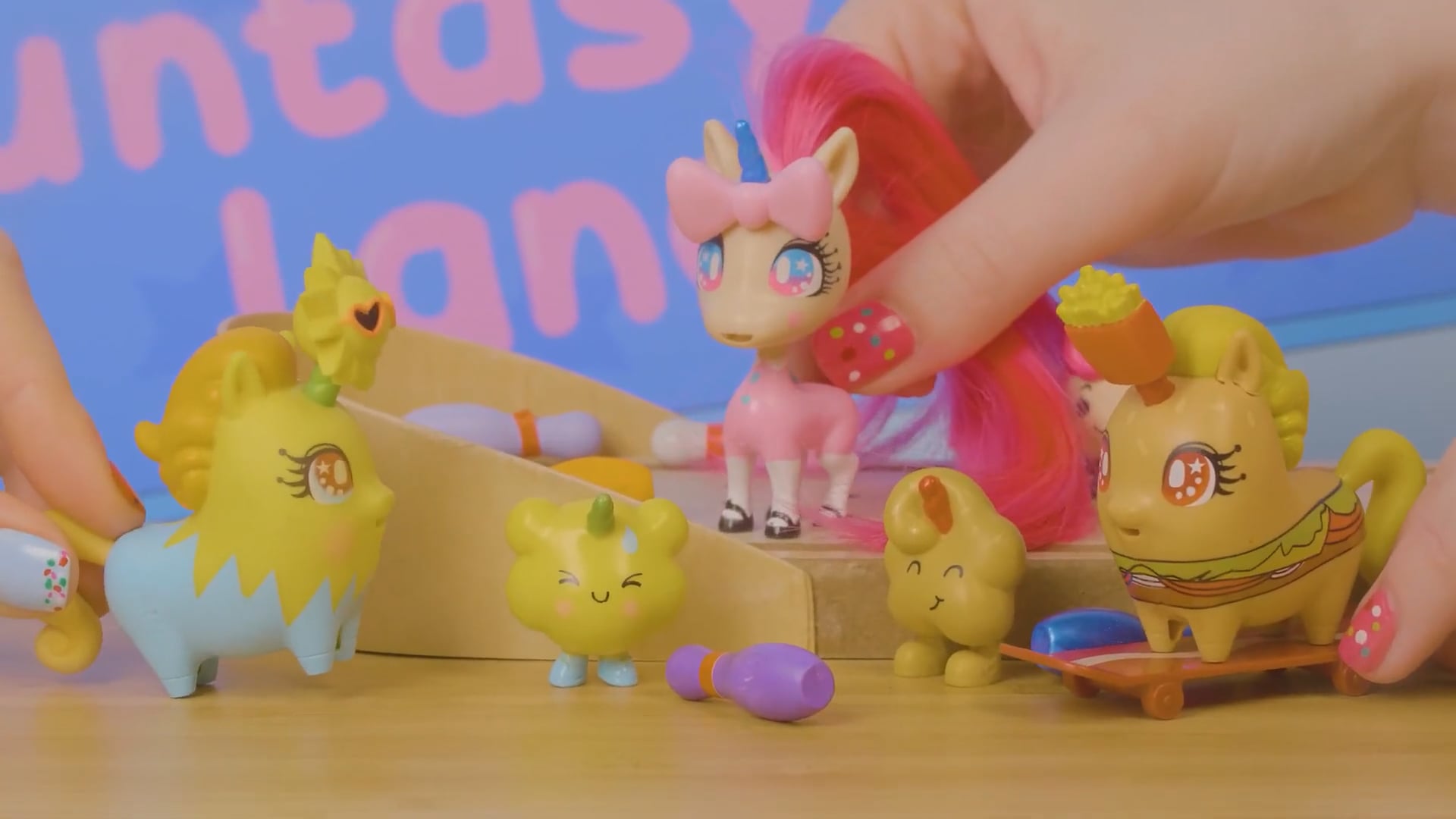 UNICORN THEME PARK FUN!